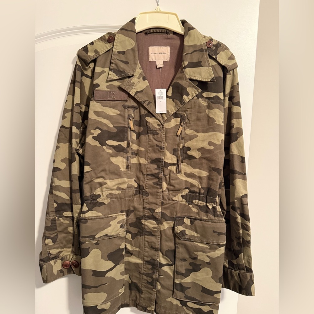 Banana Republic Camo jacket